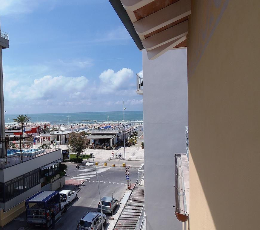 לידו די קאמאיורה Hotel Lido Inn חדר תמונה