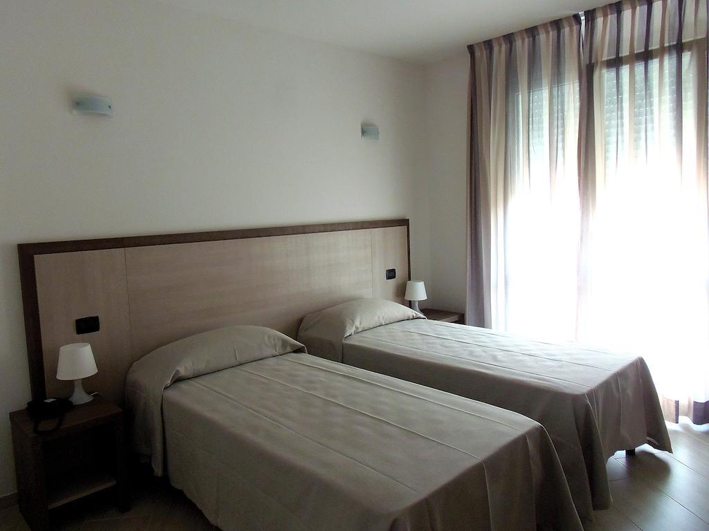לידו די קאמאיורה Hotel Lido Inn חדר תמונה