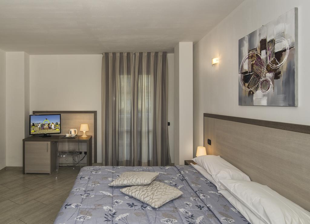 לידו די קאמאיורה Hotel Lido Inn מראה חיצוני תמונה